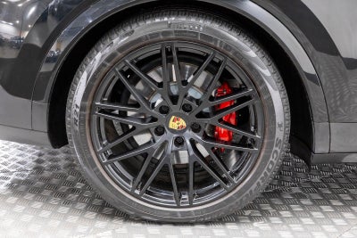 2024 Porsche Cayenne S E-Hybrid