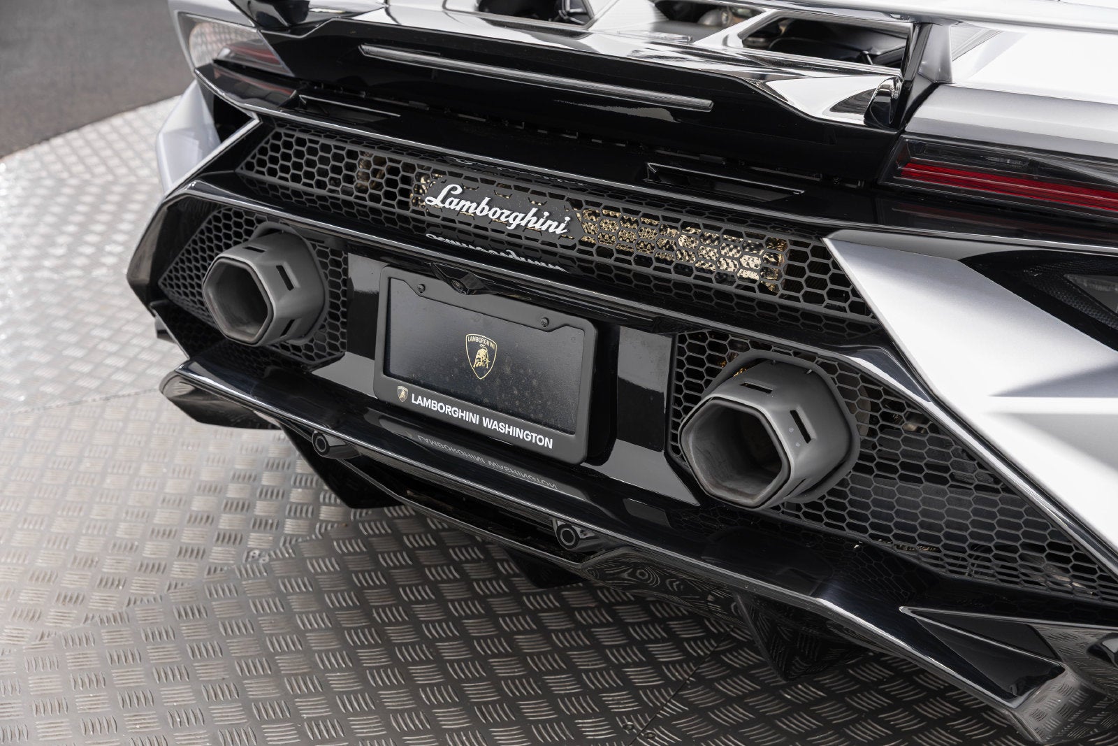 2023 Lamborghini Huracan Tecnica Coupe