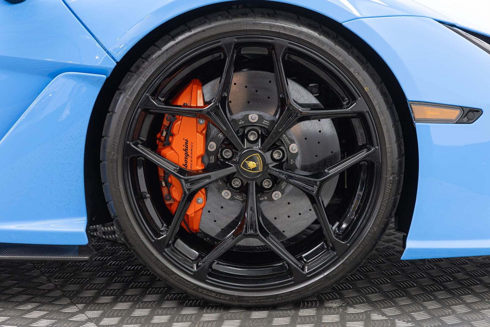 2024 Lamborghini Revuelto Coupe
