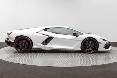 2024 Lamborghini Revuelto Coupe