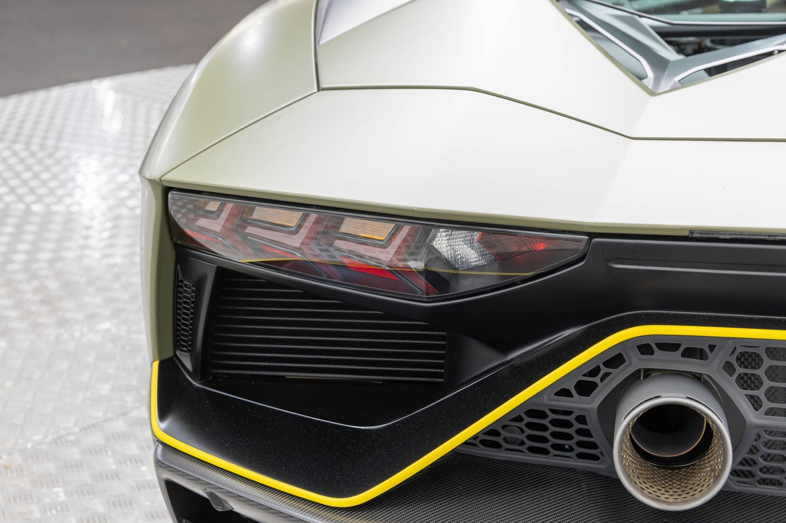 2022 Lamborghini Aventador LP 780-4 Ultimae