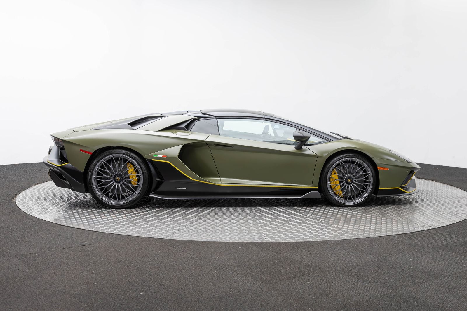 2022 Lamborghini Aventador LP 780-4 Ultimae