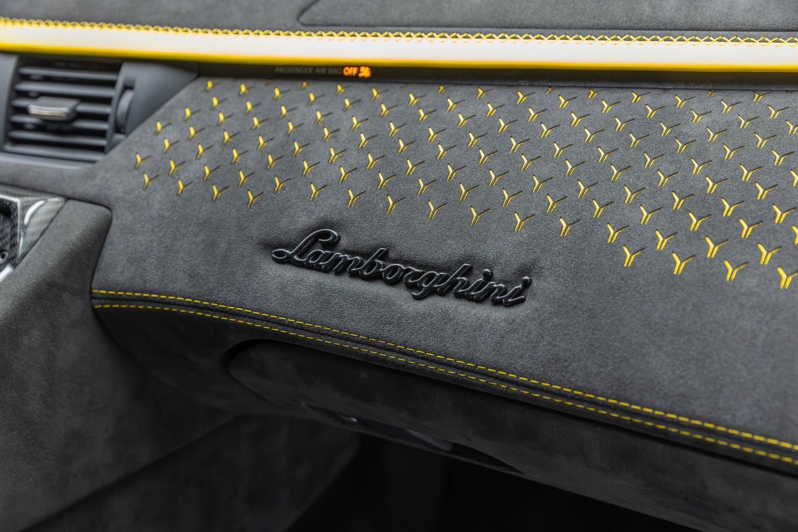 2022 Lamborghini Aventador LP 780-4 Ultimae