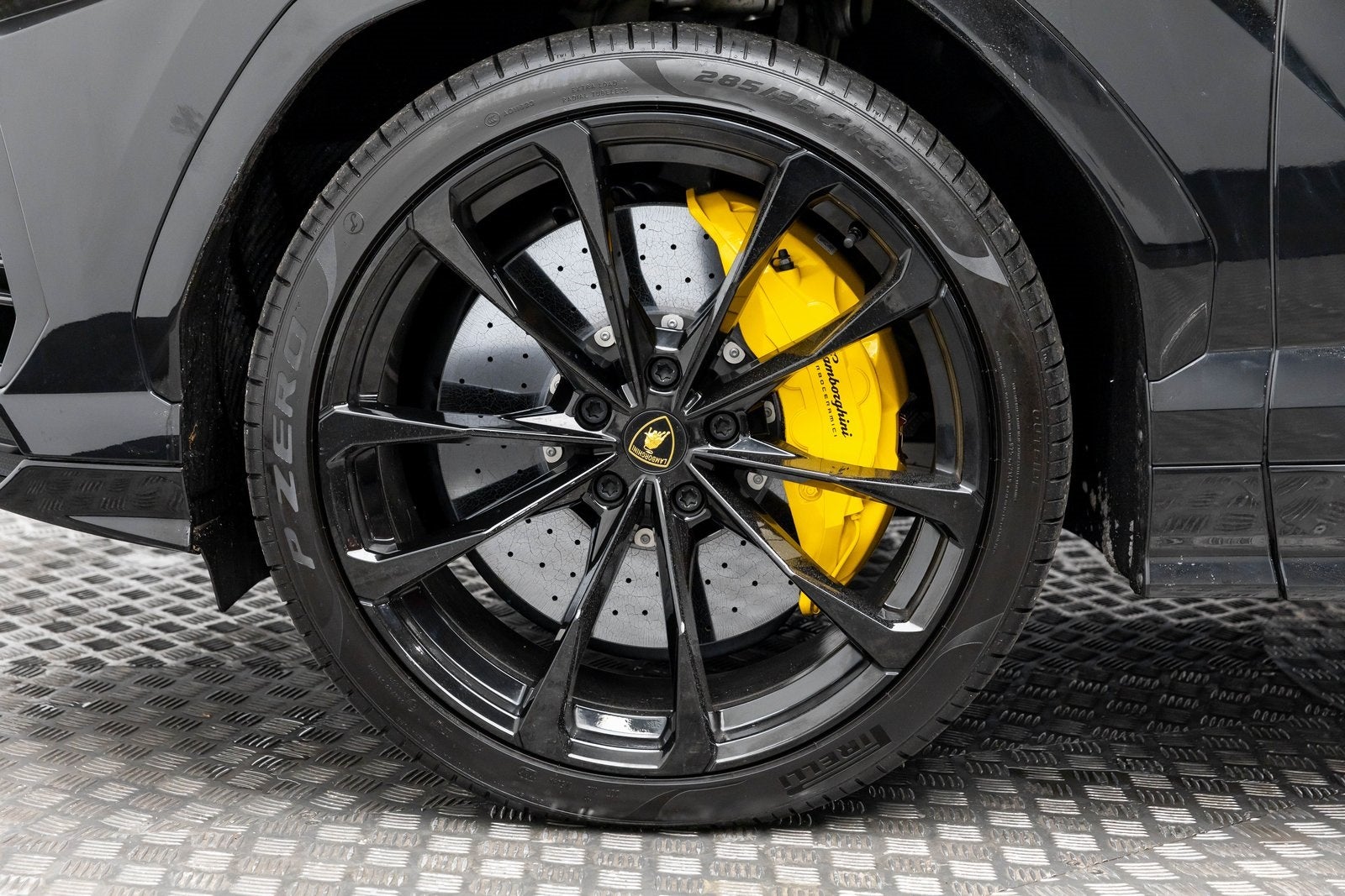 2022 Lamborghini Urus AWD