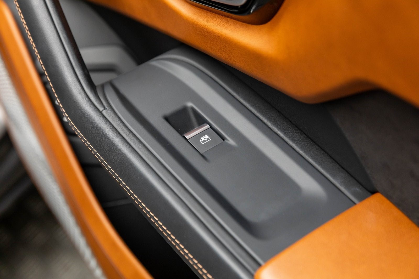 2022 Lamborghini Urus AWD