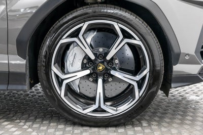 2022 Lamborghini Urus AWD