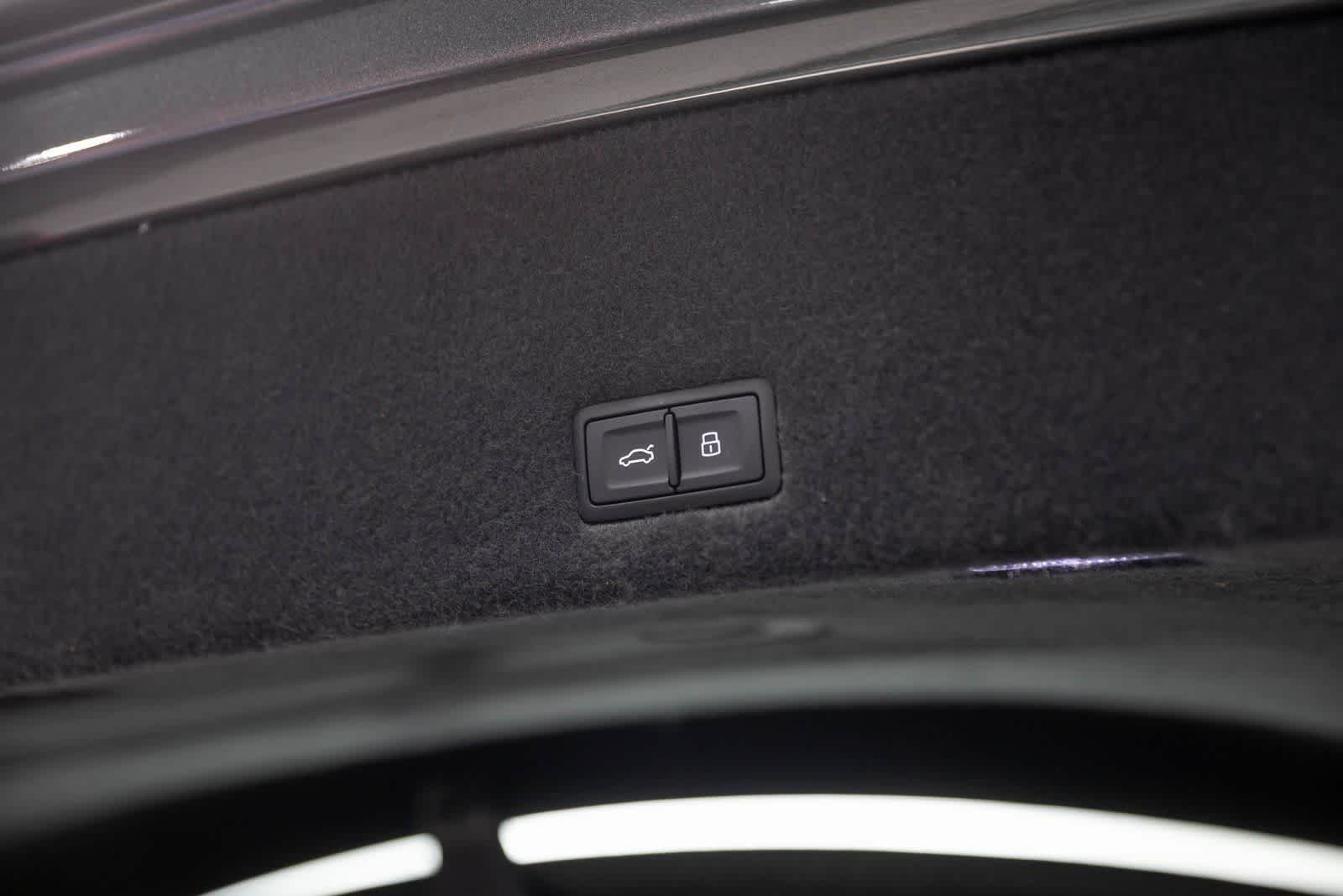 2023 Lamborghini Urus S