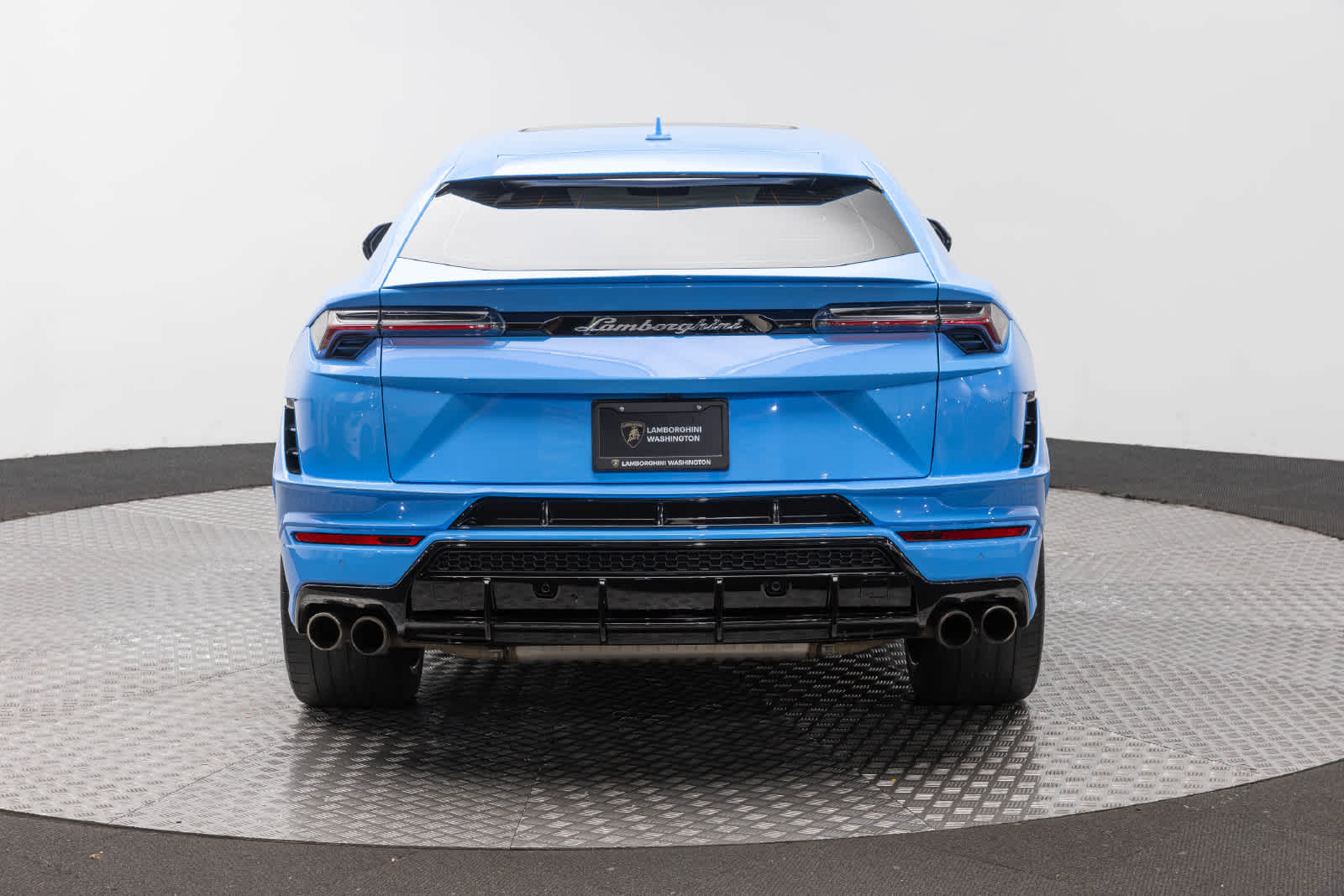 2023 Lamborghini Urus S