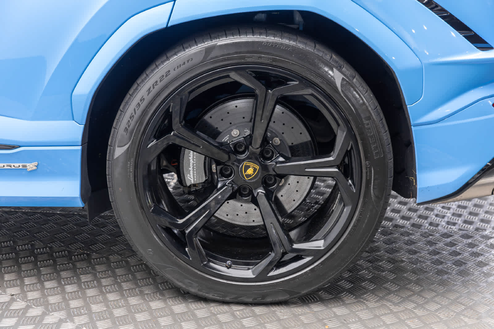 2023 Lamborghini Urus S