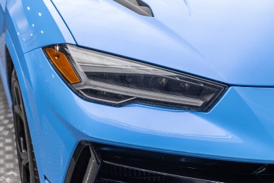 2023 Lamborghini Urus S