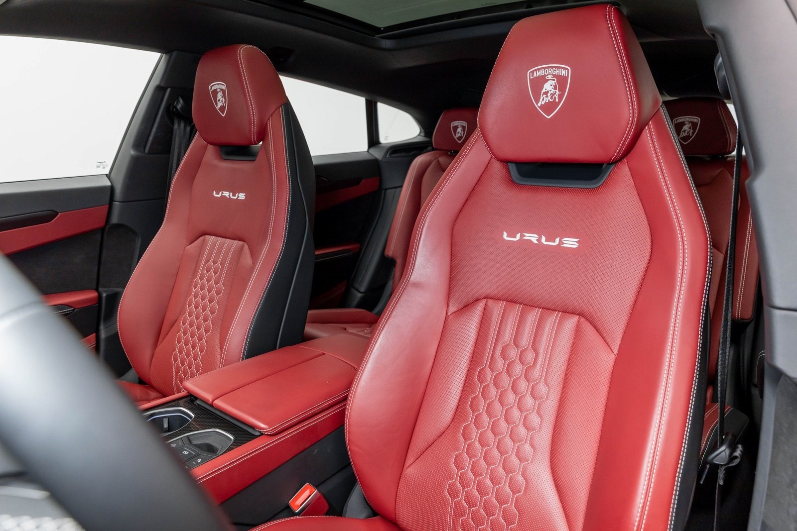 2023 Lamborghini Urus S