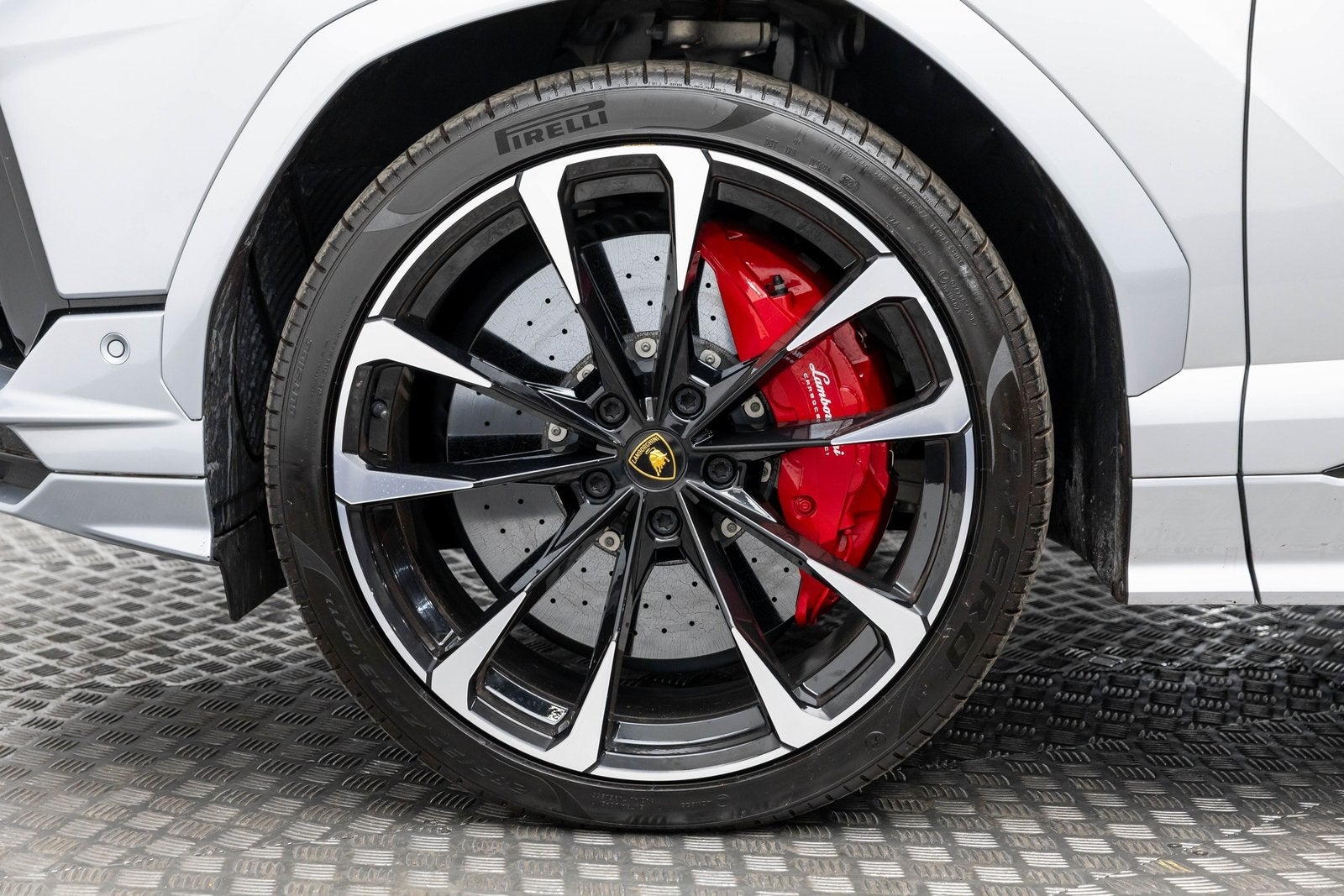 2023 Lamborghini Urus S