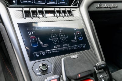 2023 Lamborghini Urus Performante