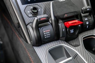 2023 Lamborghini Urus Performante