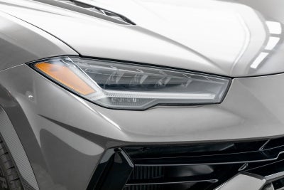 2023 Lamborghini Urus Performante