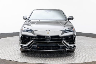2023 Lamborghini Urus Performante