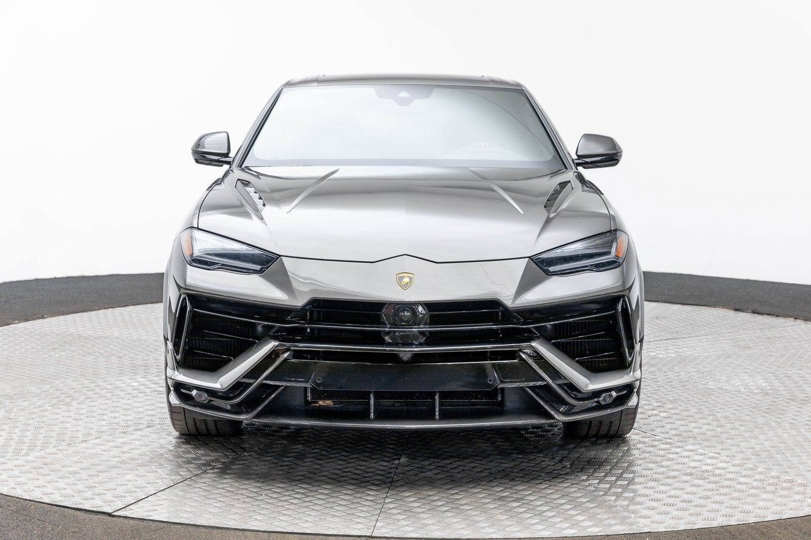 2023 Lamborghini Urus Performante