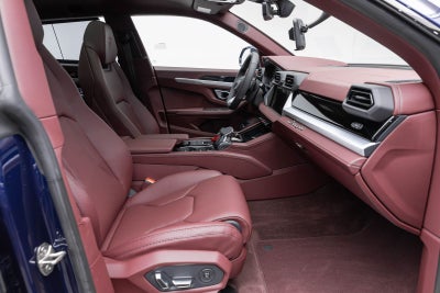 2026 Lamborghini Urus SE
