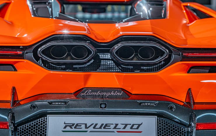 Lamborghini Revuelto exterior rear view image, zoomed in.